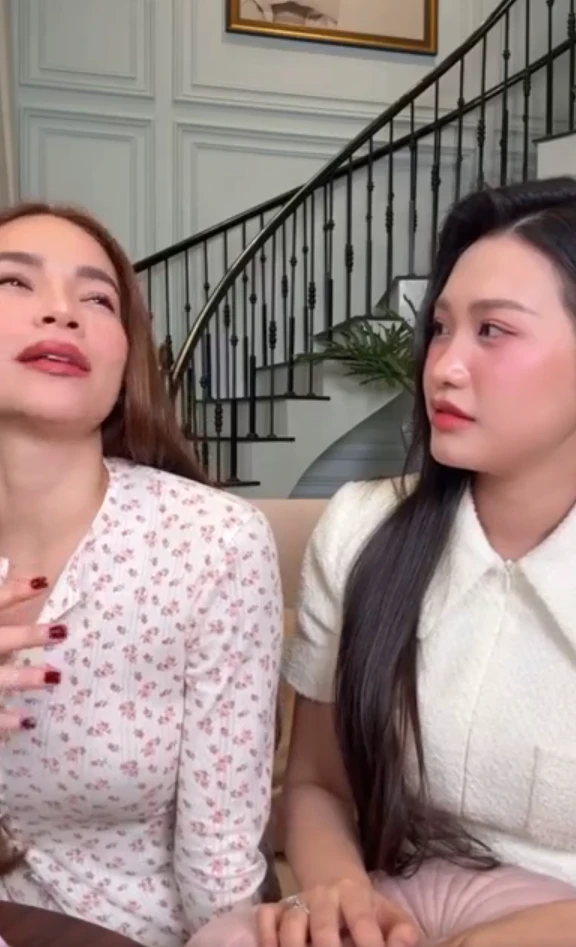 Vợ Văn Hậu dấn thân showbiz, đụng độ Hà Hồ trên livestream, bùng nổ visual? - Hình 3