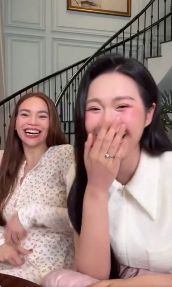 Vợ Văn Hậu dấn thân showbiz, đụng độ Hà Hồ trên livestream, bùng nổ visual? - Hình 4