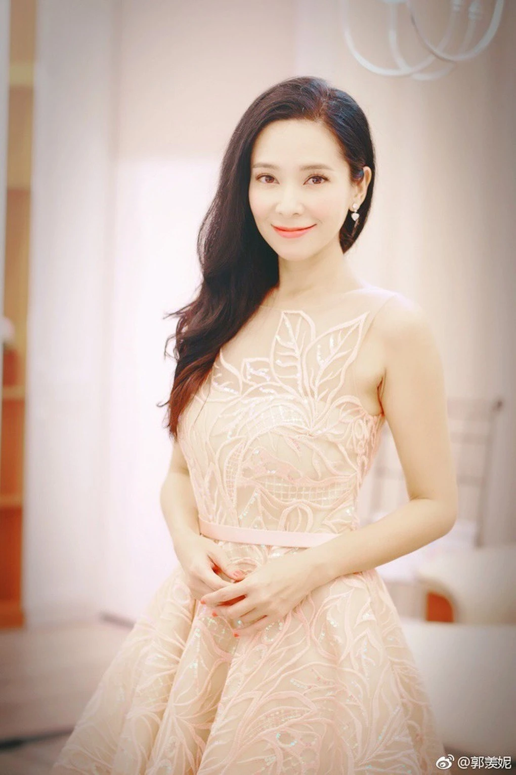 Vụ ngoạ.i tìn.h bẽ bàng: Tài tử hạng A ruồng b.ỏ v.ợ chạy theo hoa hậu nhận quả báo không ngờ - Hình 4