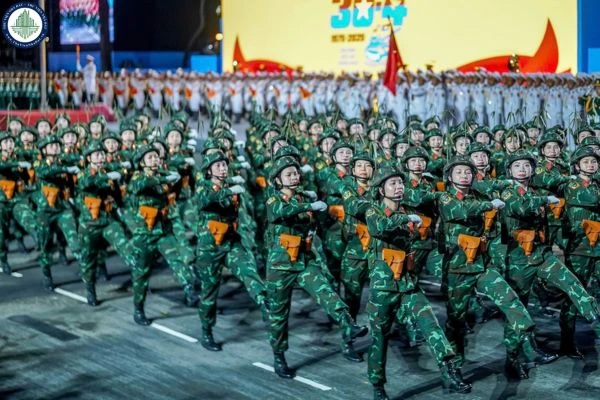 Trào lưu săn chồng làm bạn gái chiến sĩ Lê Hoàng Hiệp vội đán.h dấu chủ quyền - Hình 1
