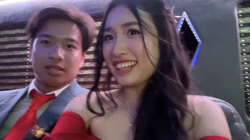 Jenny Huỳnh, Chao: Học giỏi ngang nhau, xinh đẹp, nhưng hơn nhau 1 điều này! - Hình 8