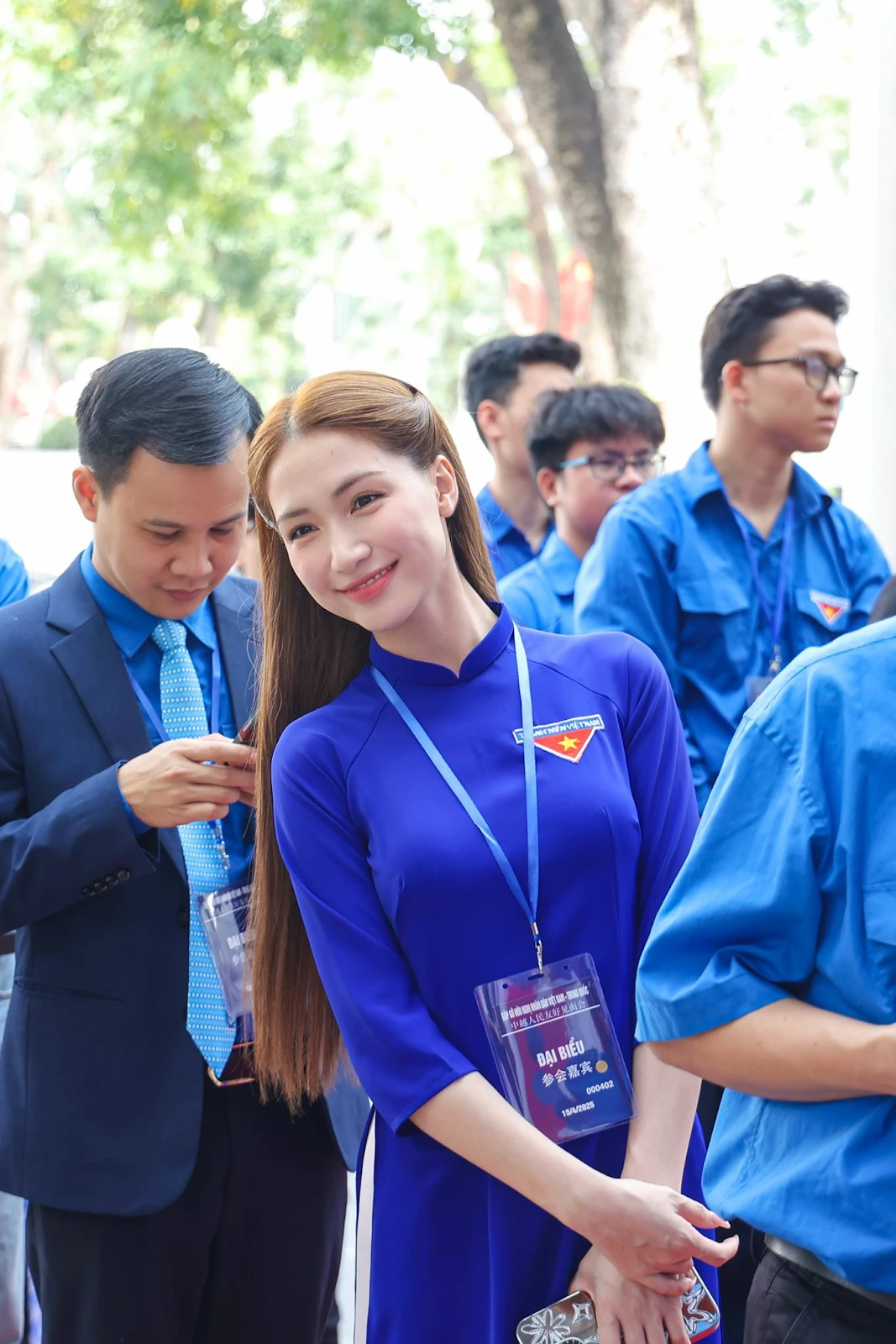 Văn Toàn gặp nạn, chấn thương, Hoà Minzy rời bỏ đi nước ngoài tìm chồng cũ? - Hình 7