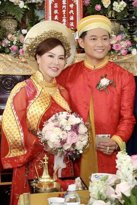 Vợ bị mẹ nuôi Quý Bình chặn họng, thái độ cười đùa hậu thuỷ táng chồng tranh cãi - Hình 7