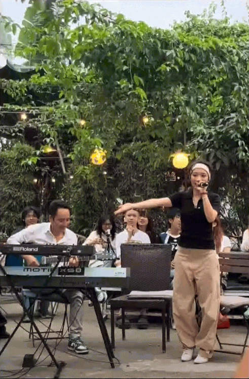 60 giây hút 4 triệu lượt xem của con gái Diva Mỹ Linh khiến netizen phải thốt lên: Quá hạnh phúc và văn minh! - Hình 2