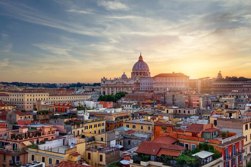 Vatican: Nhỏ nhất thế giới, dân số chưa đến nghìn người nhưng cực nhiều thú vị - Hình 4