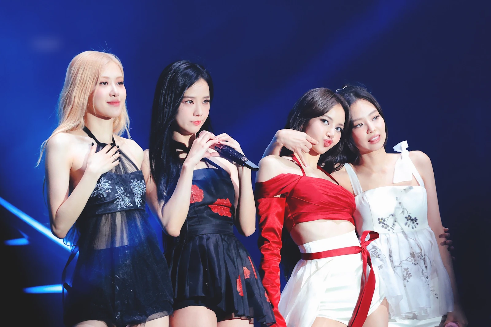 BLACKPINK gây tiếc nuối, 1 ông lớn công khai kiếm chuyện, Jisoo phát hành phim - Hình 4