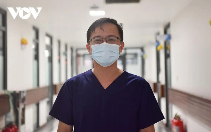 Cận cảnh khu điều trị cho bệnh nhân mắc sởi ở Bệnh viện Nhi Hà Nội - Hình 8