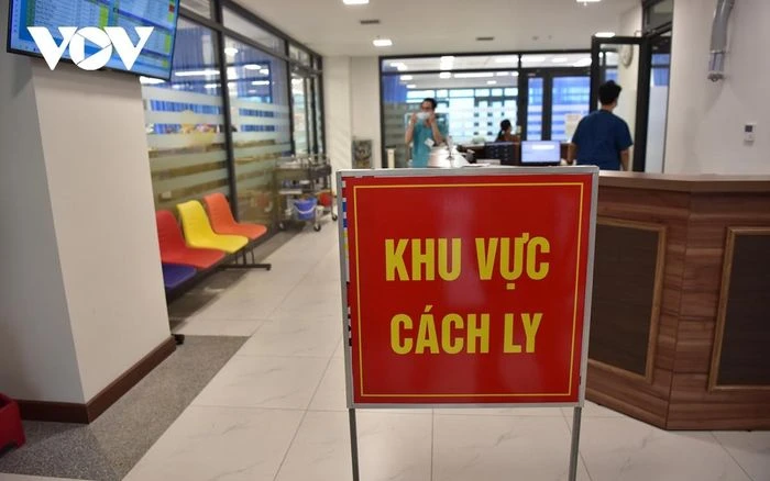 Cận cảnh khu điều trị cho bệnh nhân mắc sởi ở Bệnh viện Nhi Hà Nội - Hình 7