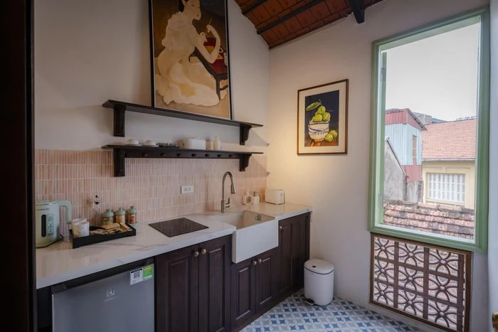 Chi 2 tỷ đồng lột xác ngôi nhà tồi tàn sát hồ Hoàn Kiếm - Hình 8