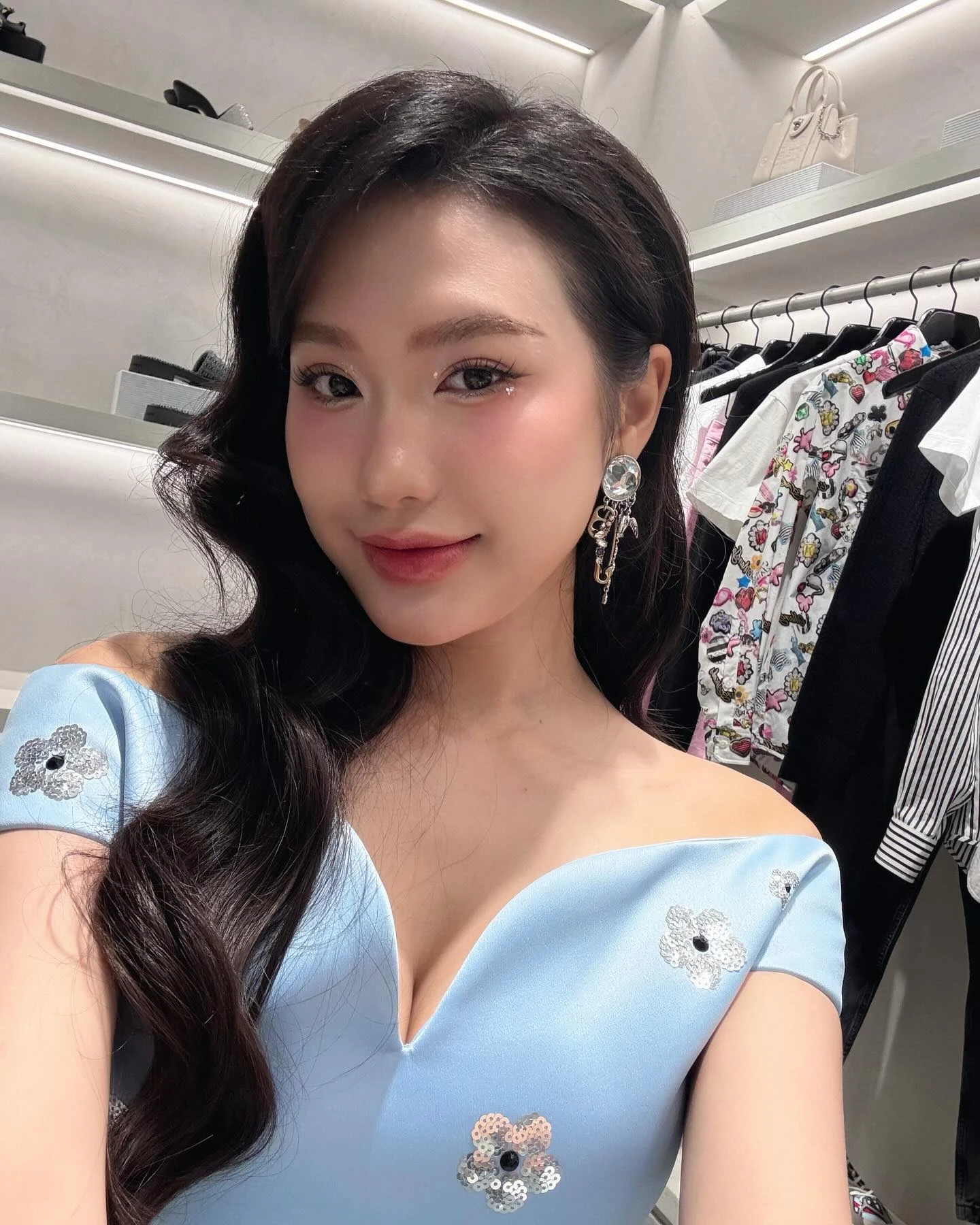 Khi tiểu thư Doãn Hải My hết hiền: Văn Hậu và con trai ăn luôn quy tắc bàn tay phải vì dám làm trái ý - Hình 3