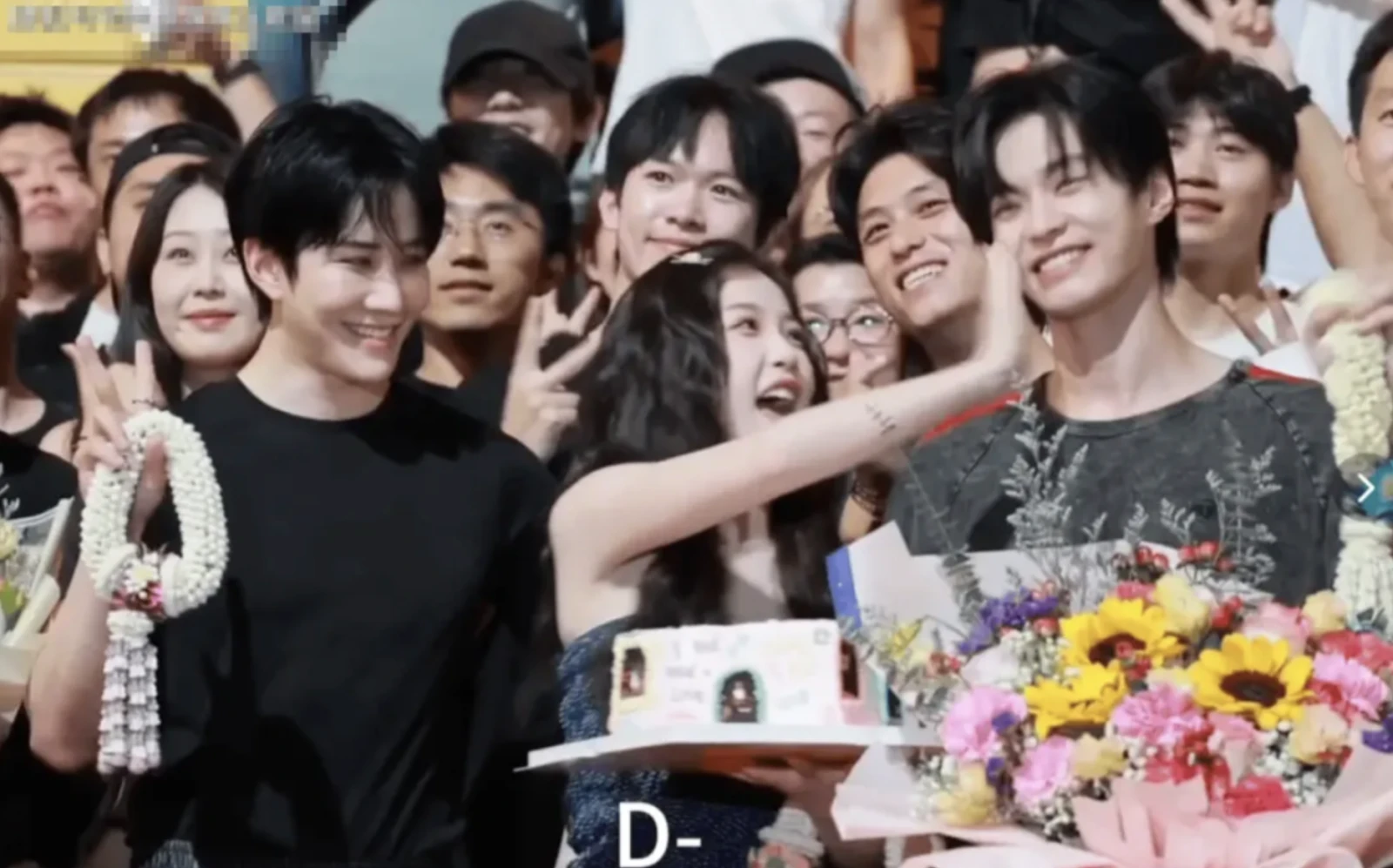 Ngu Thư Hân bị nói diễn dở còn kém duyên, fan rần rần dòi đuổi khỏi showbiz - Hình 3