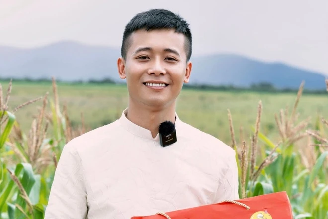 Quang Linh gặp nạn, Tiến Nguyễn có thể thay thế, team châu Phi lo tan rã? - Hình 6