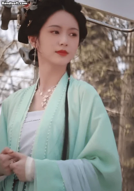 Mỹ nhân thời Tống đẹp nhất màn ảnh Trung lúc này: Tuyệt sắc giai nhân, được khen như từ trong tranh bước ra - Hình 3