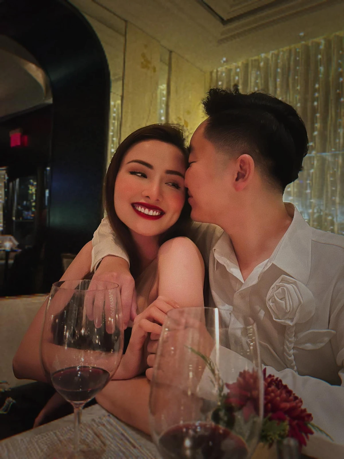 Hoa hậu 2 đời chồng bí mật kết hôn lần 3, chú rể vừa lộ mặt đã bị đồn giới tính - Hình 4