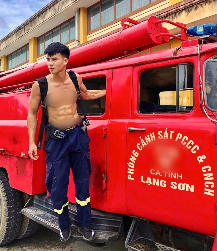 Hoàng Doãn Minh Hà: Nam thần cứu hoả 1 thời, giờ thay đổi chóng mặt, đã có vợ - Hình 2