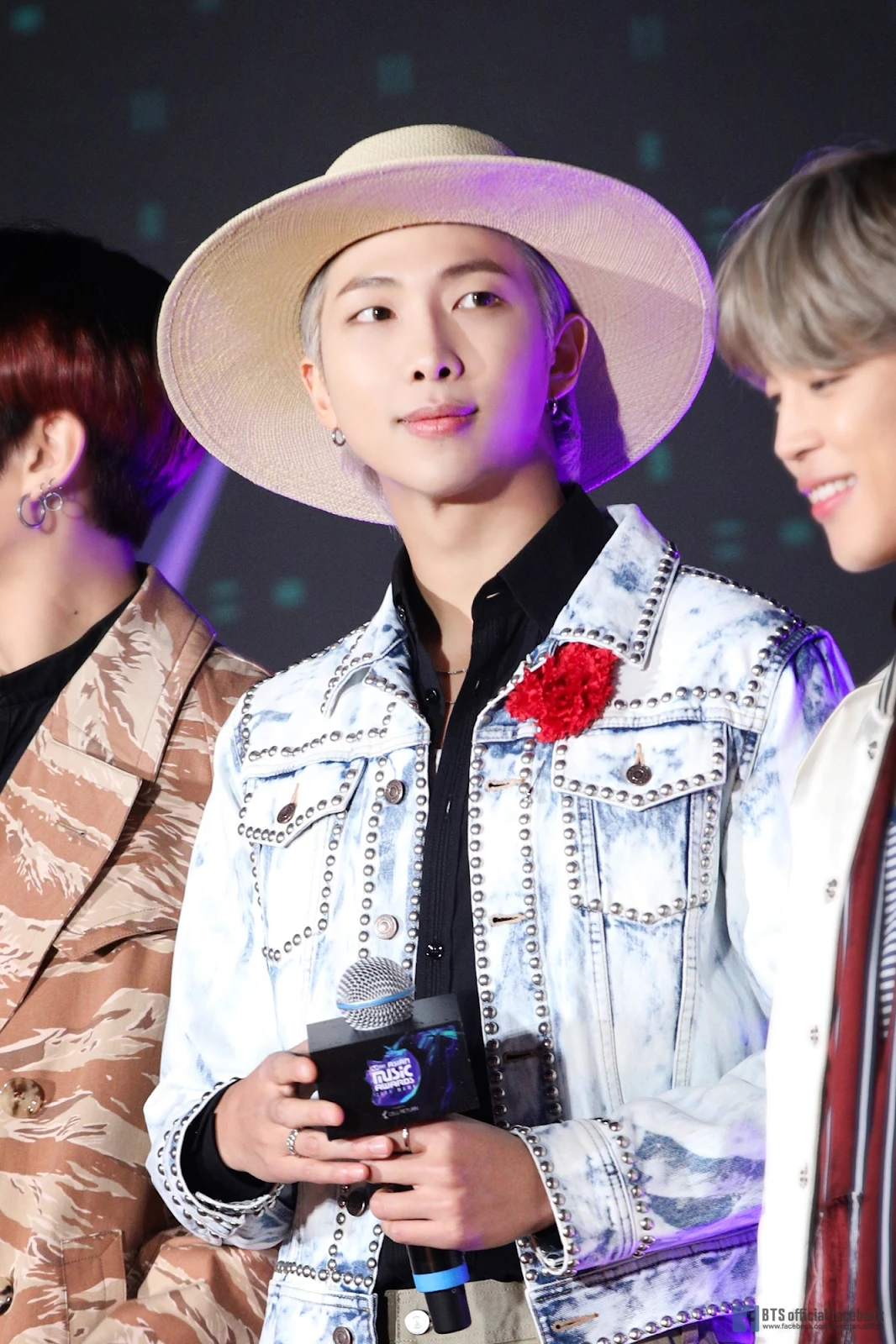 RM (BTS) cắn ngược HYBE trên sóng, lộ thế lực ngầm Kpop, nghệ sĩ là con rối? - Hình 1