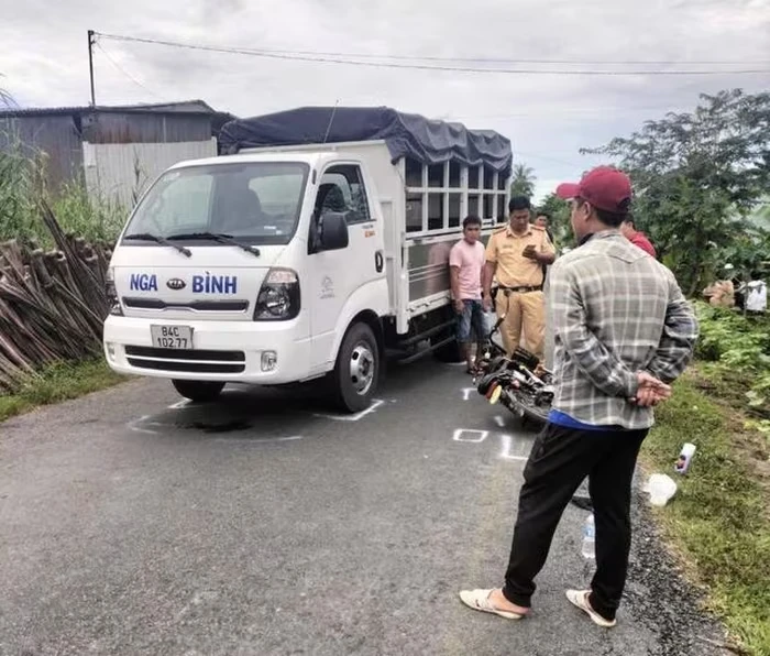 Vụ cha trả thù thay con ở VL: bạn học, vợ phanh phui sự thật, lộ biểu hiện lạ? - Hình 6