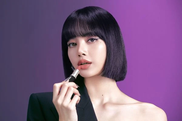 Blackpink bị hung thần đeo bám, zoom cận mặt mộc ở Met Gala, lộ làn da sốc - Hình 6