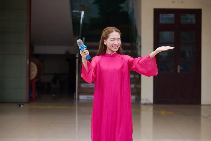 Hòa Minzy bị bóc cát sê, flex độ giàu sau cơn sốt Bắc Bling, chuẩn phú bà - Hình 6