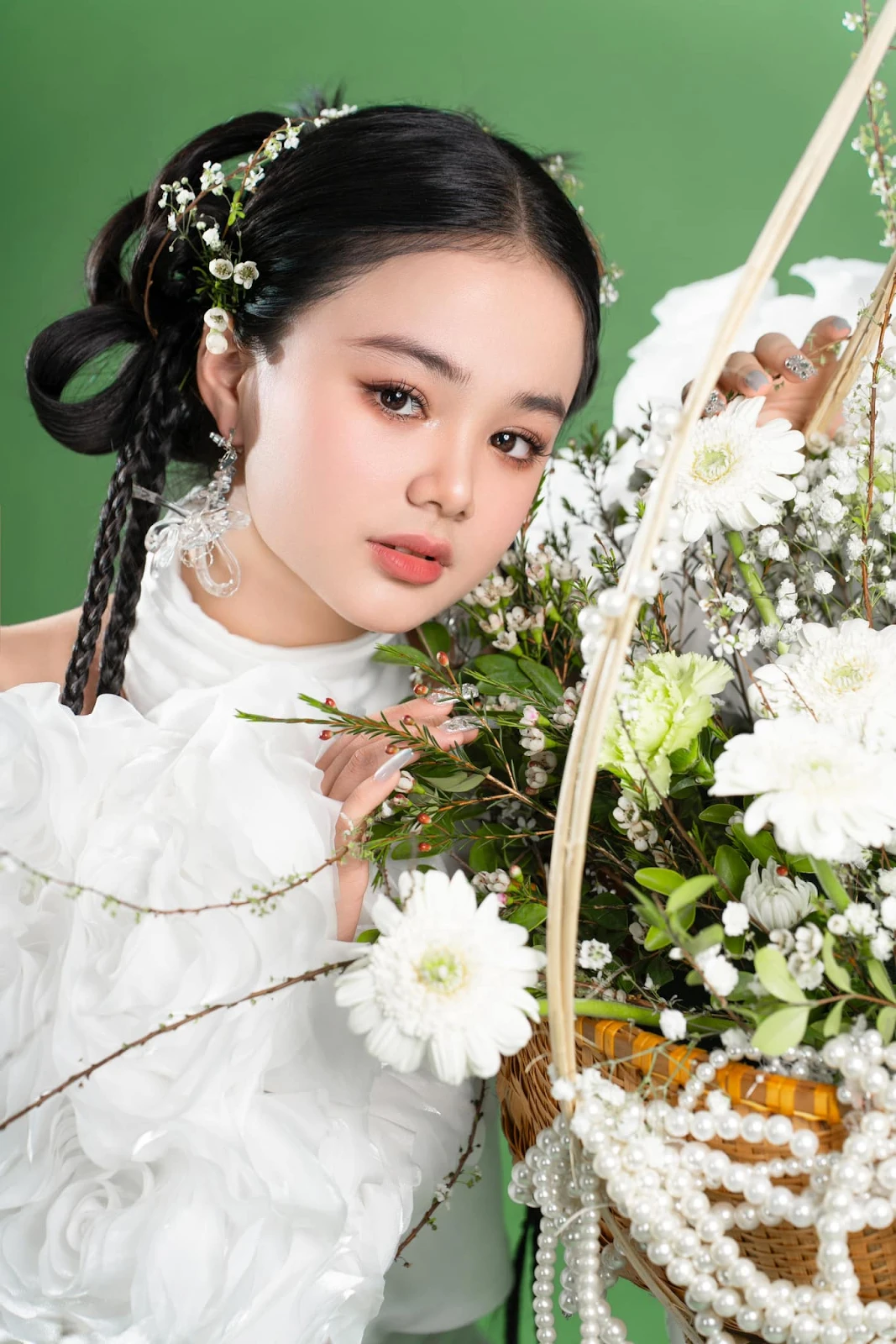 Maika Ngọc Khánh: triển vọng model Việt, vinh dự được tham gia LHP Cannes là ai? - Hình 1