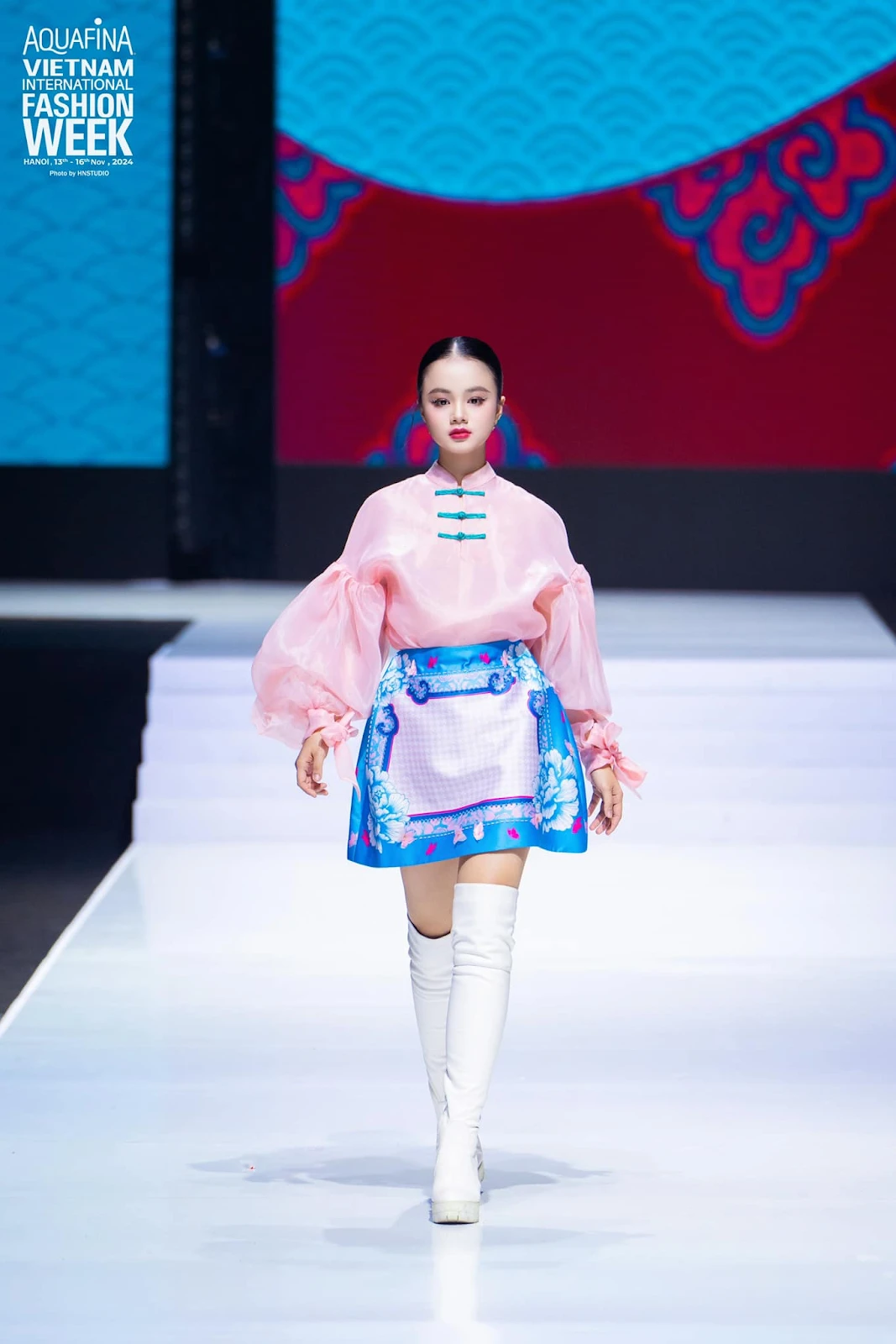 Maika Ngọc Khánh: triển vọng model Việt, vinh dự được tham gia LHP Cannes là ai? - Hình 4