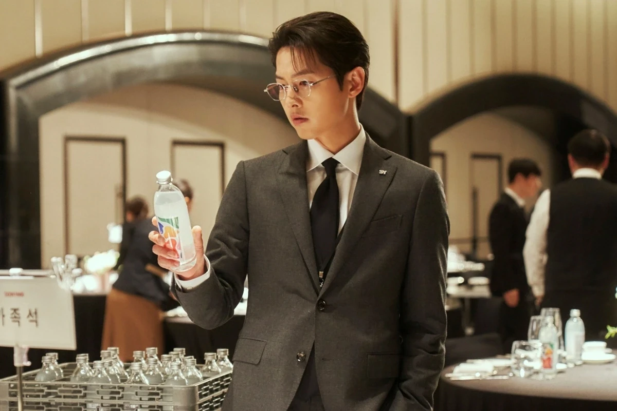 Reborn Rich làm mùa 2, sao Squid Game góp mặt, Song Joong Ki từ chối quay lại? - Hình 2