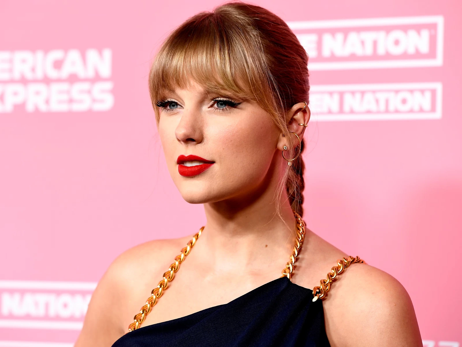 Taylor Swift bị réo tên giữa drama pháp lý của Blake Lively tức giận phản pháo! - Hình 5