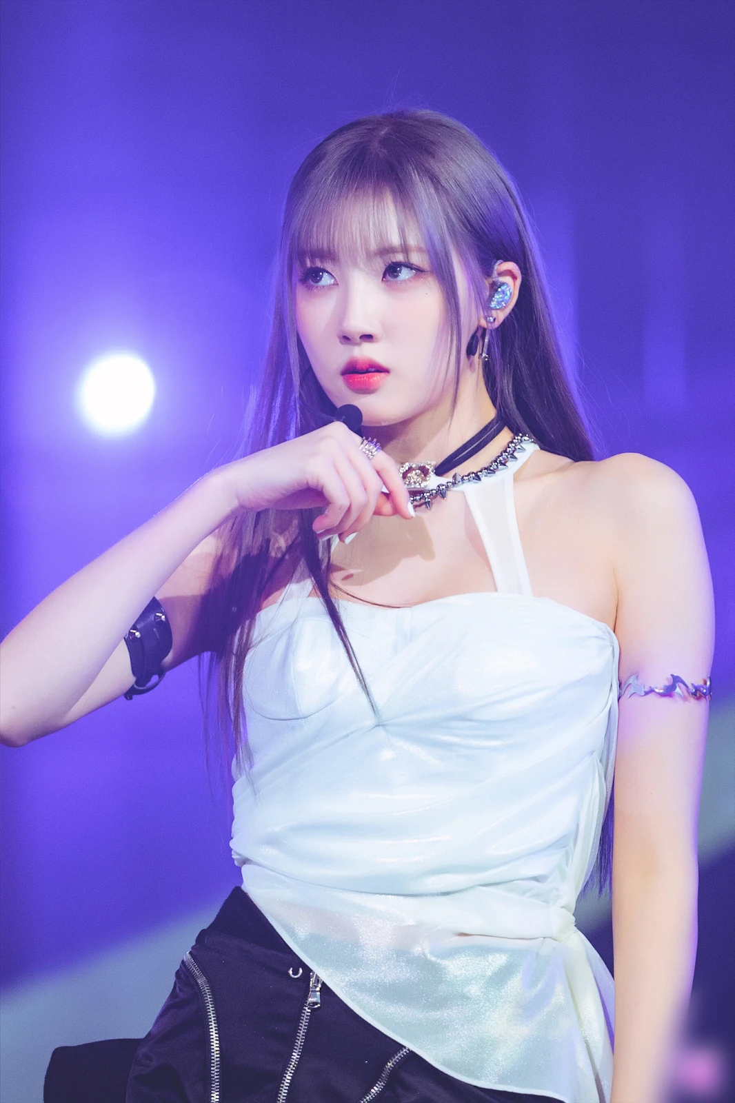BABYMONSTER báo tin sốc trước concert VN, fan hụt hẫng muốn pass vé, đáng lo - Hình 2