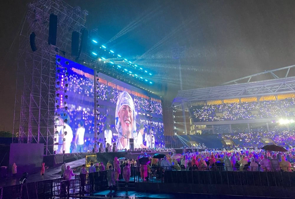 Concert tốt nghiệp: HIEUTHUHAI nức nở, RHYDER bị chèn ép, Quang Hùng mới sốc - Hình 1