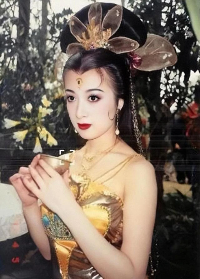 Mỹ nhân Tây Du Ký lộ phát ngôn coi thường dân quê, mắc bệnh ngôi sao nặng? - Hình 4