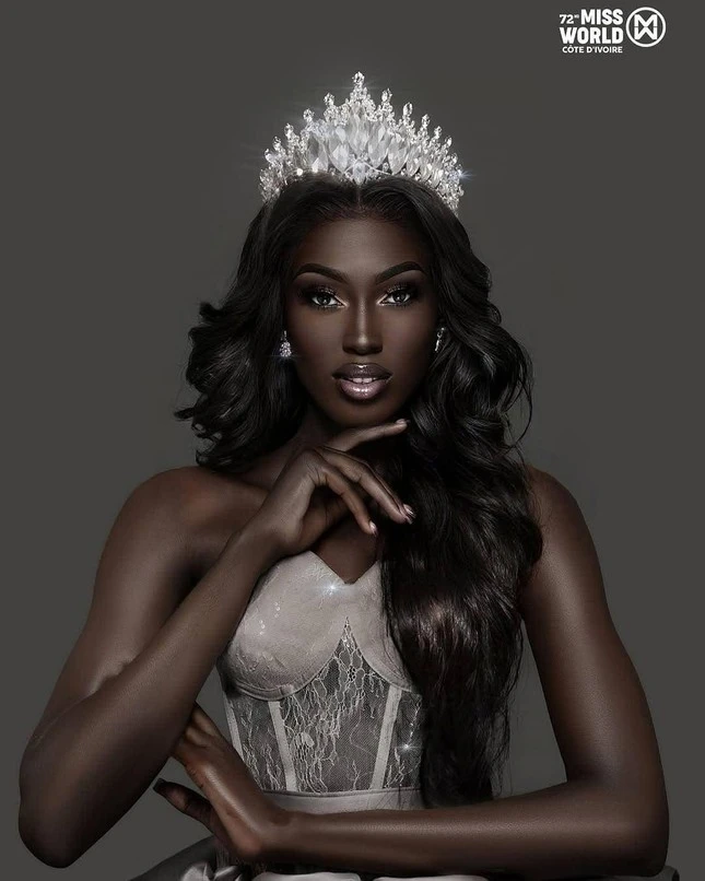 Miss World 2025: Ý Nhi bung xõa như tắc kè hoa, dưới cơ đại diện Bờ Biển Ngà? - Hình 5