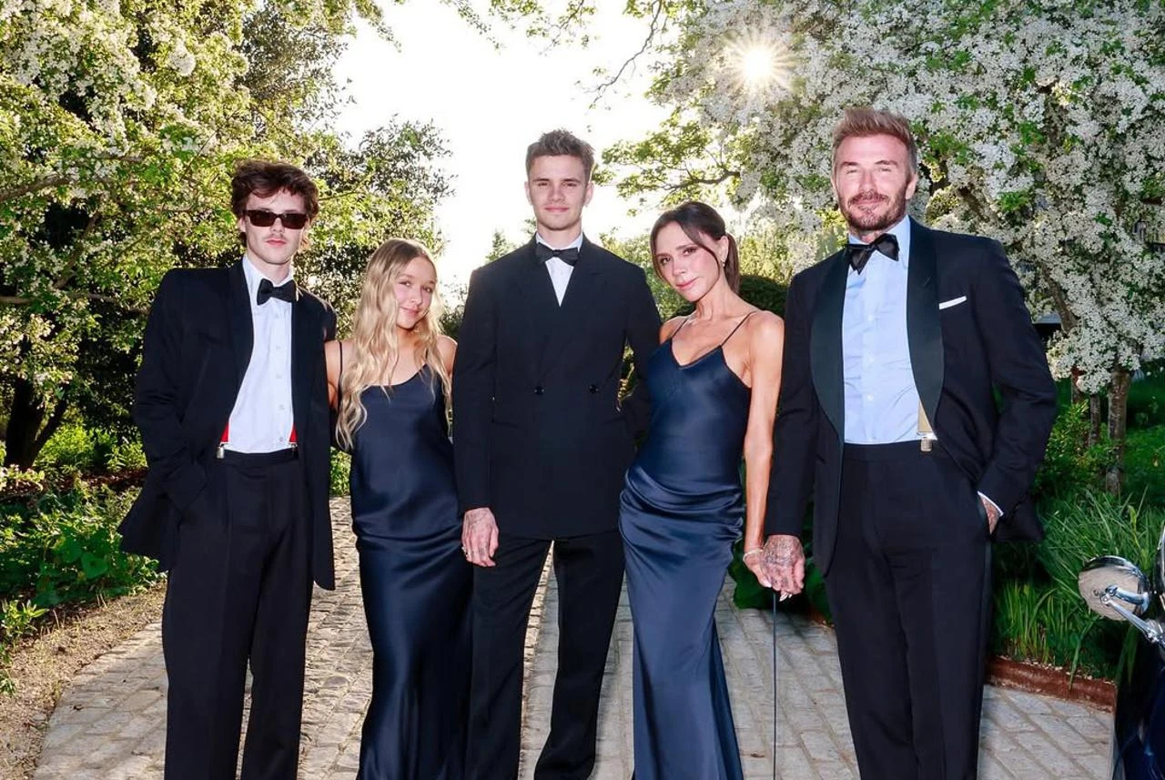 Sóng gió gia tộc nhà Beckham, dâu cả độc đoán kéo bè kết phái bô.i nh.ọ nhà chồng - Hình 1