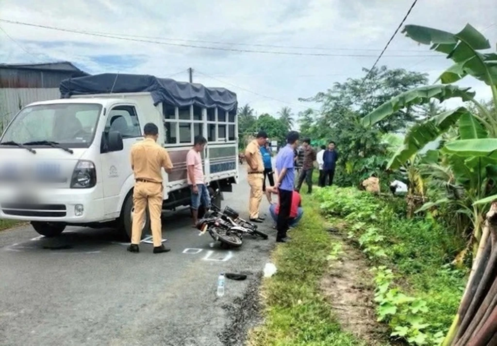 Vụ n.ữ sin.h Vĩnh Long gặp nạn: Tài xế yếu, liệt nửa người, CA tuyên bố đanh thép - Hình 2