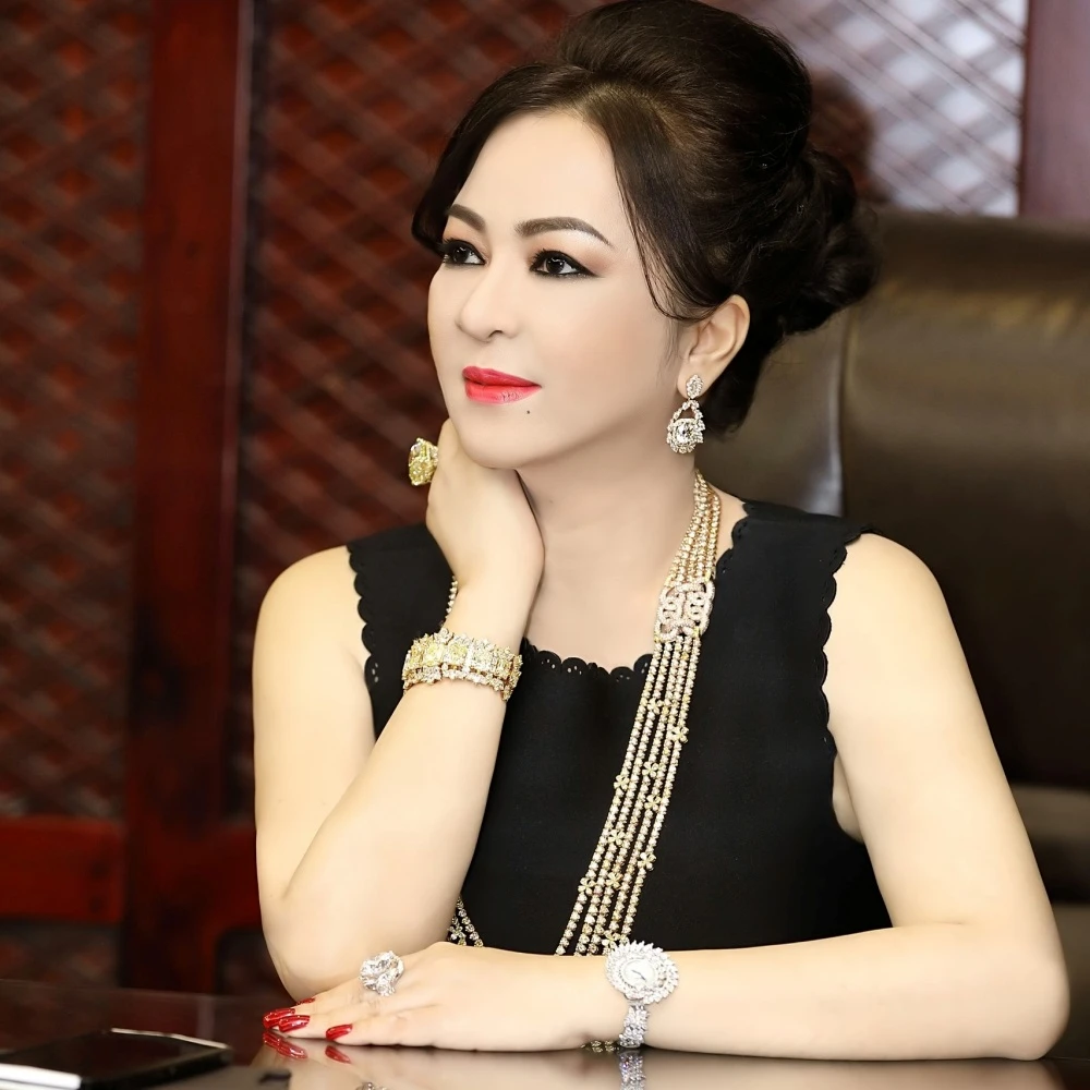 Bà Phương Hằng phốt Ngọc Trinh chuyện ăn ở, bạn tù ai cũng ghét - Hình 3
