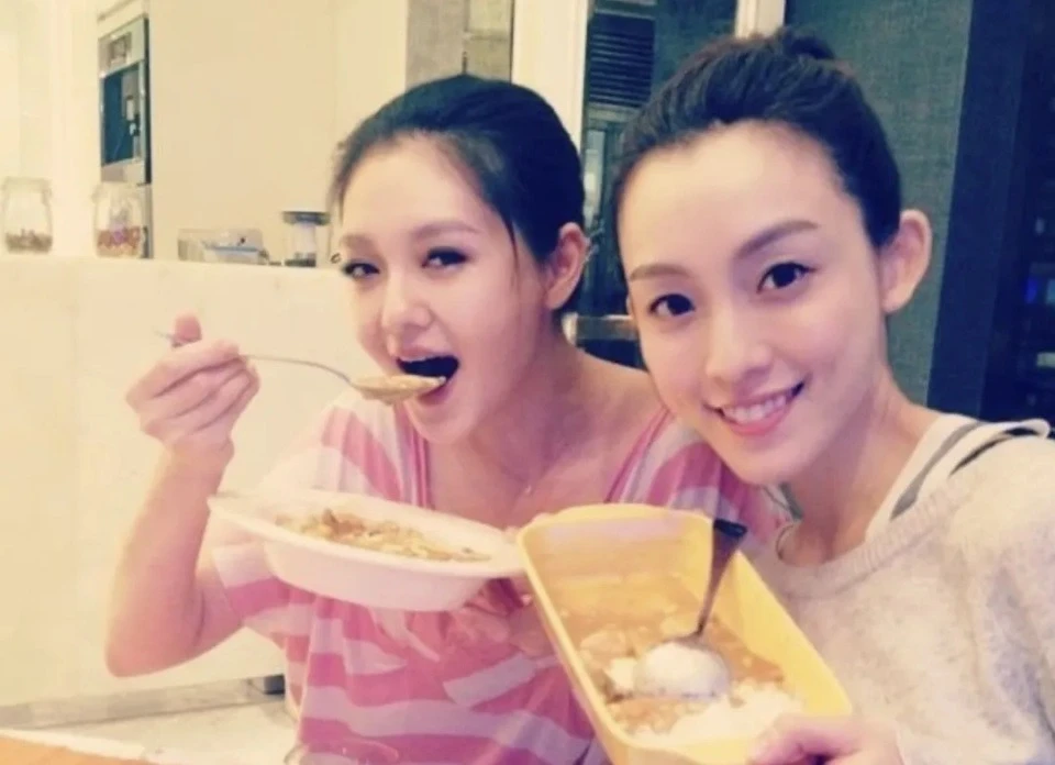 Cuộc gọi cuối cùng của Từ Hy Viên trước khi rút ống thở - Hình 3
