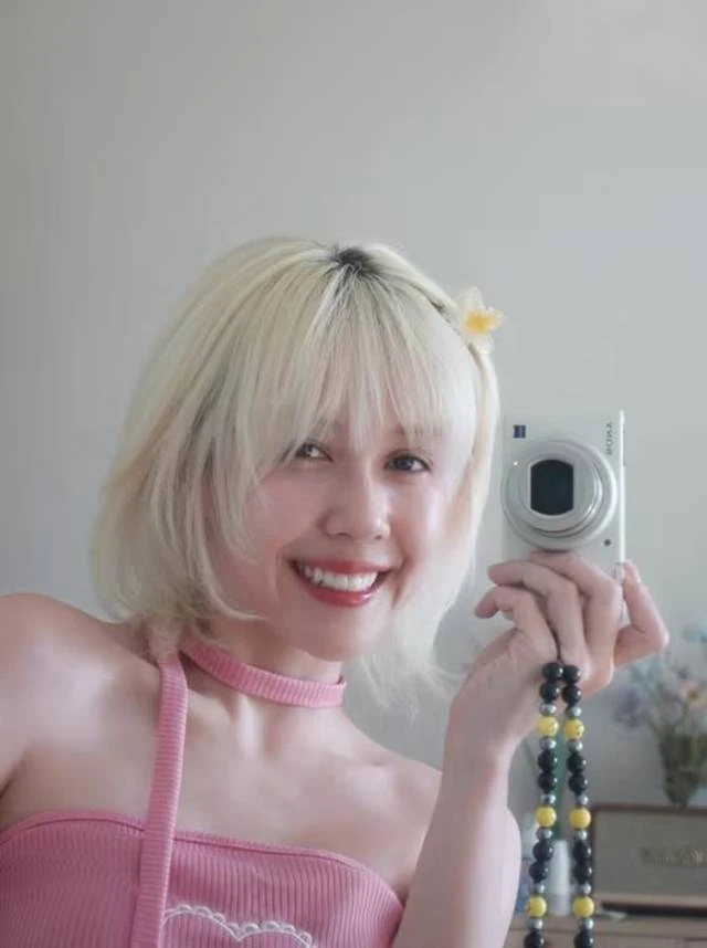 Hau Hoang reappears with crazy look, netizens are attracted 1 point like a Korean star - Photo 2