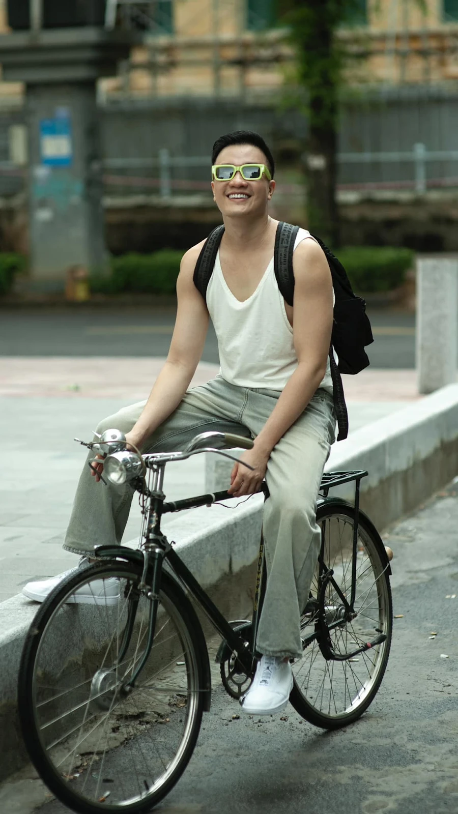 Lương Mạnh Hải: U50 không cưới vợ sinh con, rời màn ảnh, giờ quay TikTok xà lơ - Hình 3