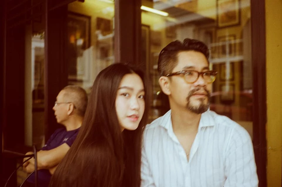 Mẹ vợ Đoàn Văn Hậu lại gây sốt, hồi xuân, bố vợ bơ, lại mất tích bí ẩn? - Hình 6