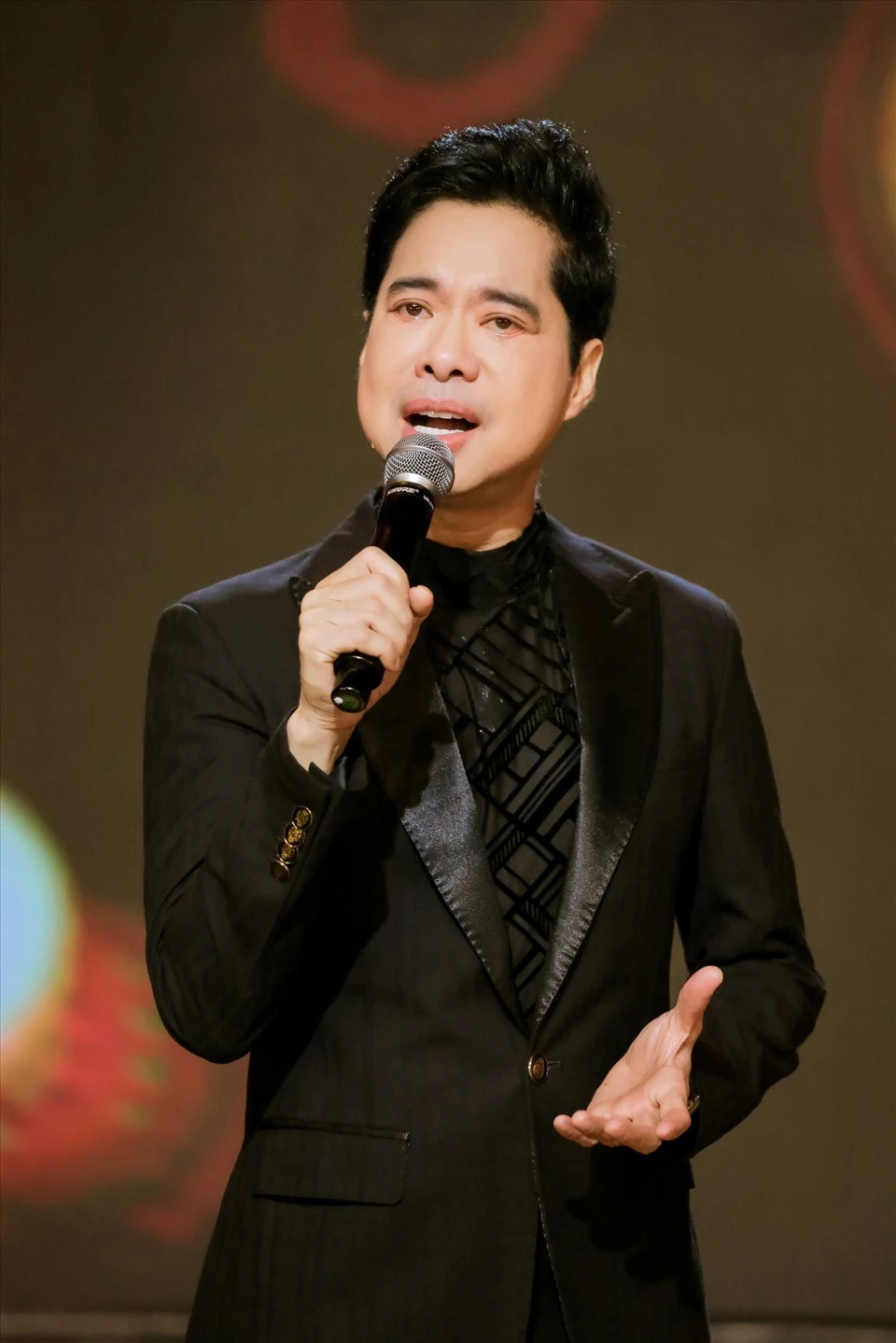 Ngọc Sơn đăng ảnh cuối đời, tiễn biệt CEO Hồ Nhân, hé lộ mối quan hệ khó ngờ - Hình 7
