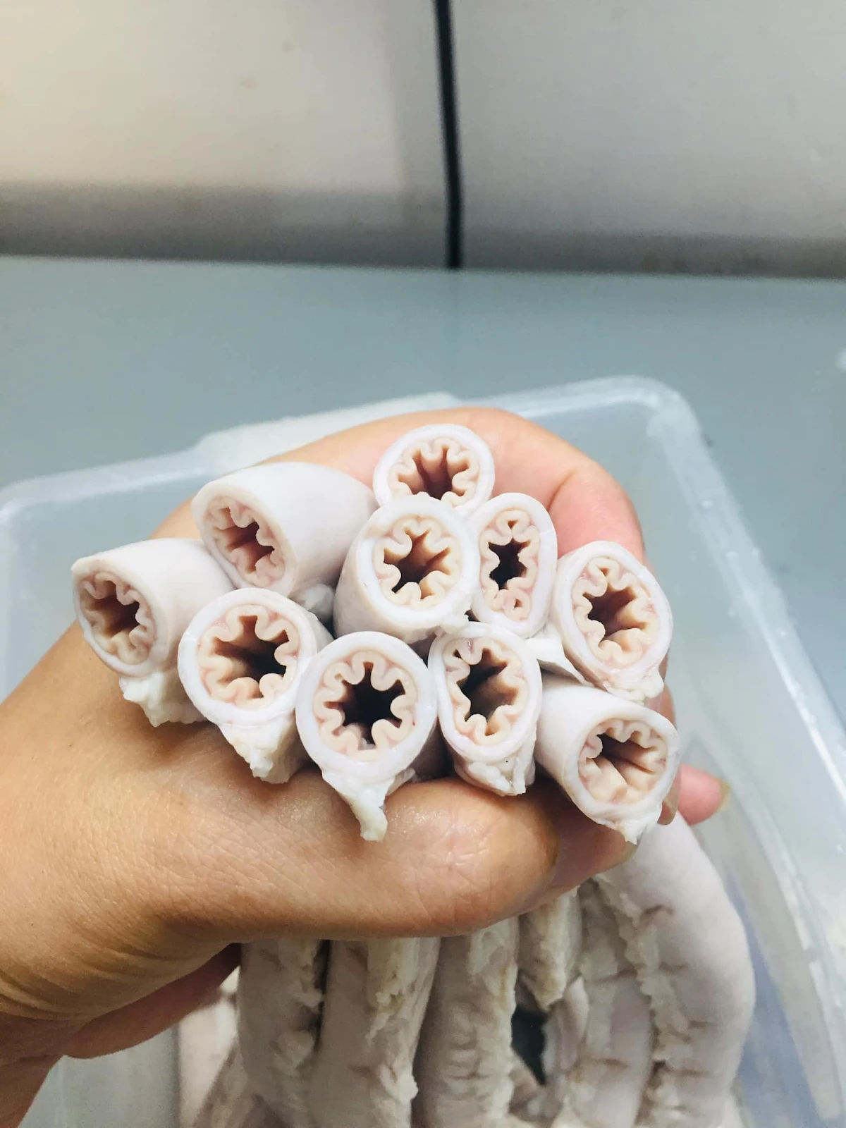 Vụ nhập lòng se điếu Trung Quốc: tiểu thương nước bạn phán chưa từng thấy? - Hình 3