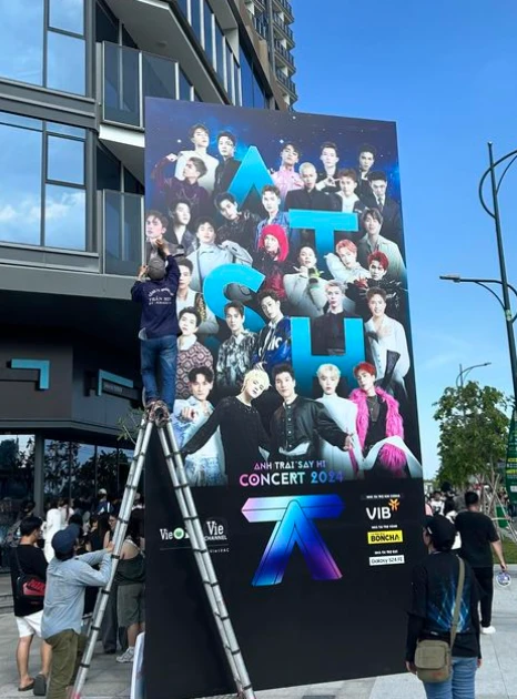 Anh trai tội nhất show say hi: 2 lần bốc hơi khỏi poster, diễn ké Quang Hùng? - Hình 8