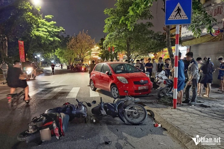 Hà Nội: Đình chỉ trưởng công an xã gây TN kinh hoàng cho dân, luật sư lên tiếng - Hình 2