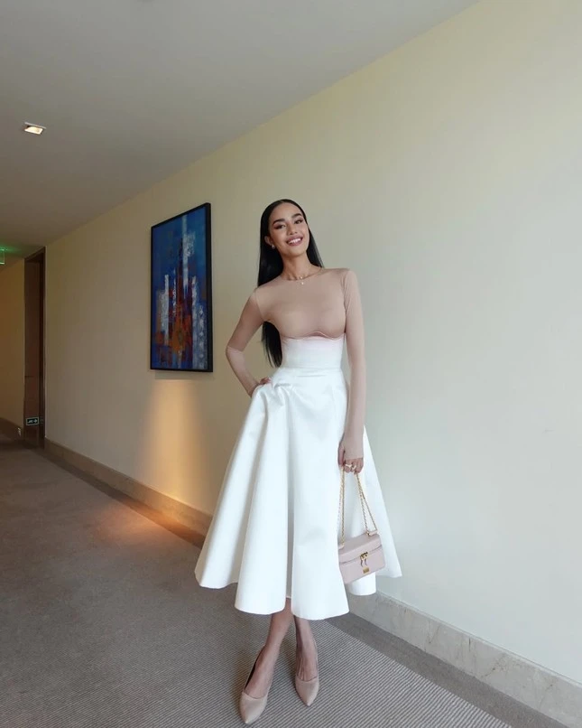 Miss World 2025: đại diện Thái lên đồ bó sát nhức mắt, bị quốc tế trừ điểm? - Hình 1