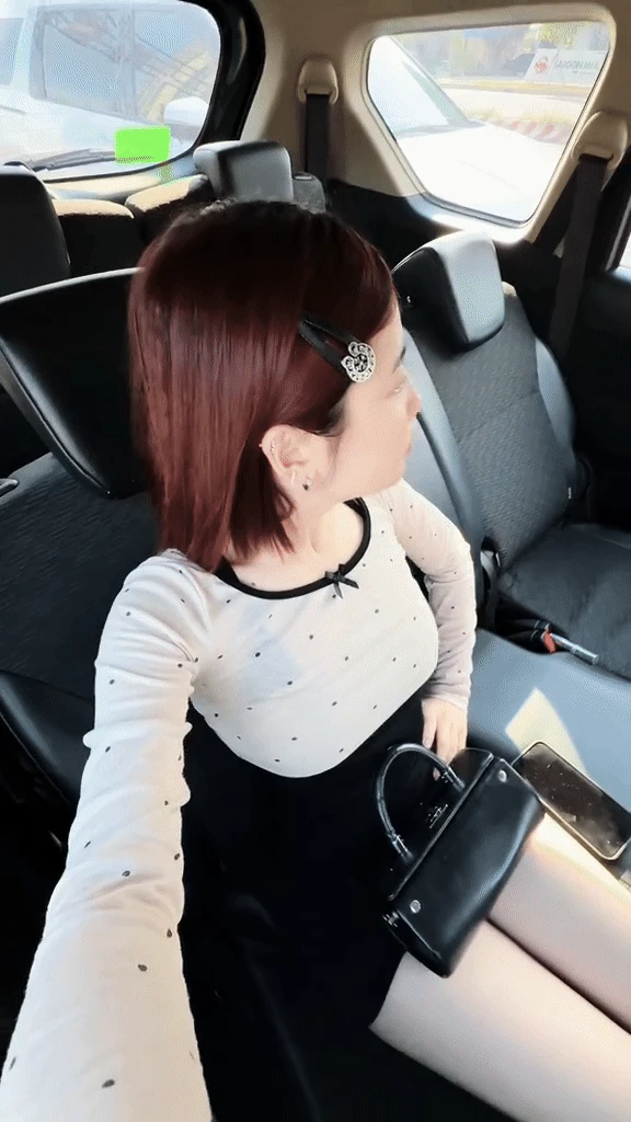 Ngọc Kem trả thù ViruSs một cách ngọt ngào, mở bài khoe dáng gây bão mạng - Hình 3