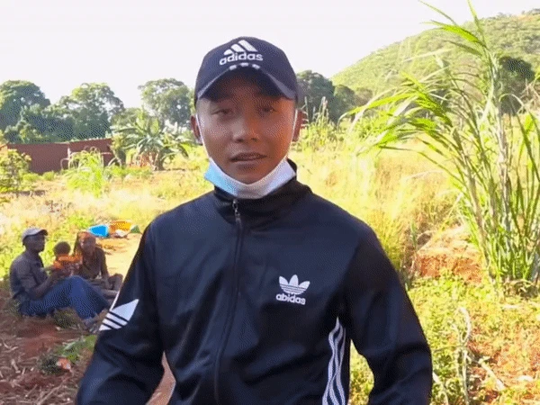 Trụ cột team châu Phi về VN lo liệu cho Quang Linh, chị gái hé lộ 1 điều - Hình 5