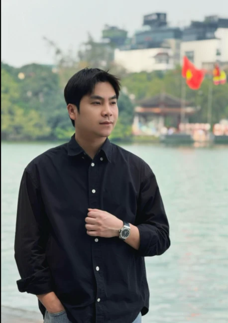 Trụ cột team châu Phi về VN lo liệu cho Quang Linh, chị gái hé lộ 1 điều - Hình 2