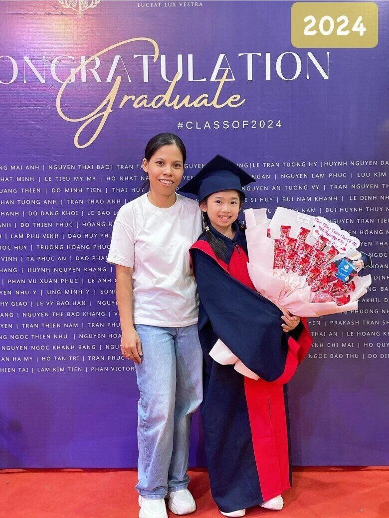Ái nữ Mai Phương có mẹ mới, loạt ảnh tuổ.i 12 khiến CĐM sững người y đúc cố DV - Hình 5