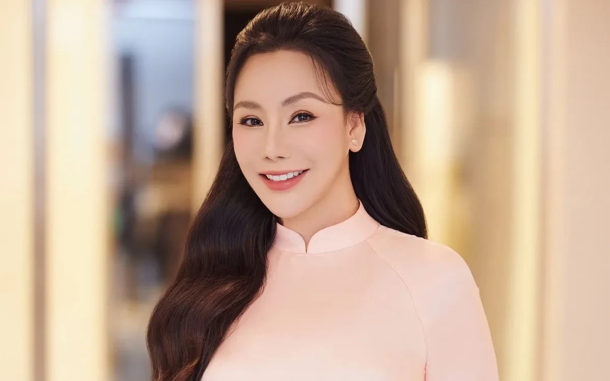 Hồ Quỳnh Hương xin vía màn bắt hoa cưới từ cặp đôi Vbiz khiến dân mạng bùng nổ - Hình 6