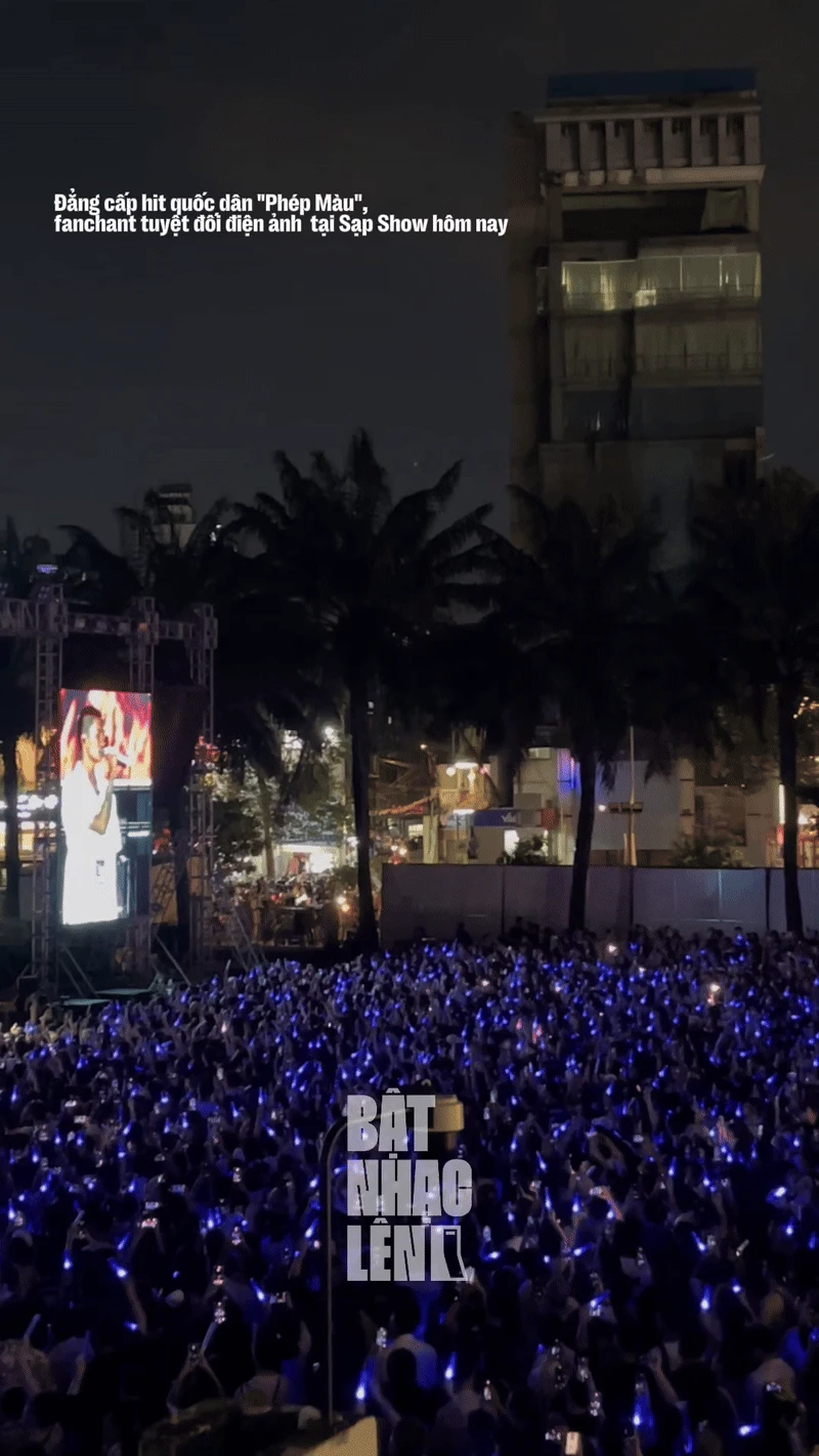 Màn trình diễn tuyệt đối điện ảnh của ca khúc indie hot nhất 2025, fan hát vang trời tạo nên khung cảnh đẹp như phim! - Hình 2