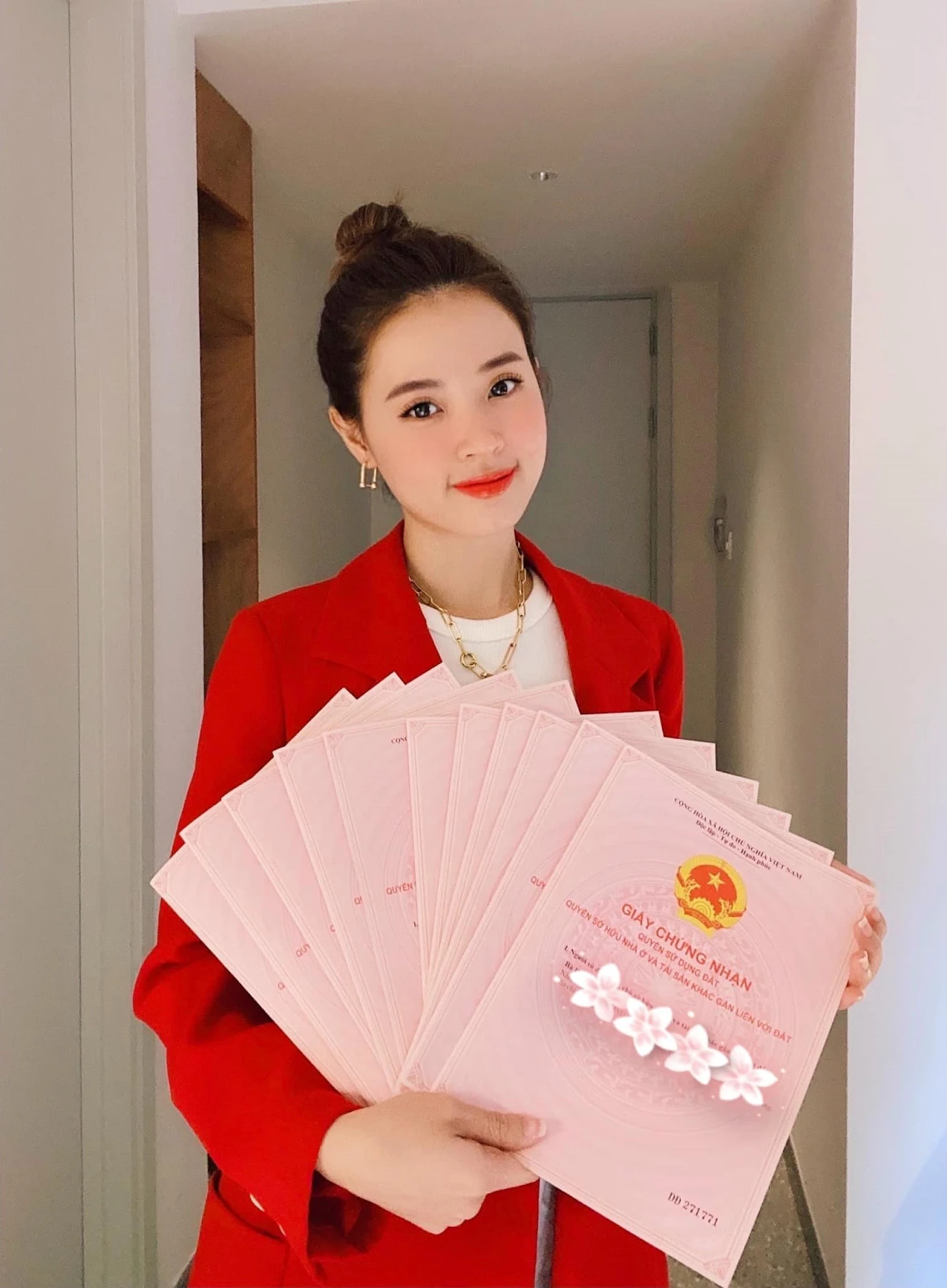 Midu nữ cường Vbiz trắc trở chuyện tình yêu, U40 hạnh phúc viên mãn bên chồng - Hình 4